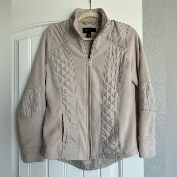 Style&Co Sport Fleece Jacket, Quilt Work details, Ivory/Cream - Picture 5 of 6